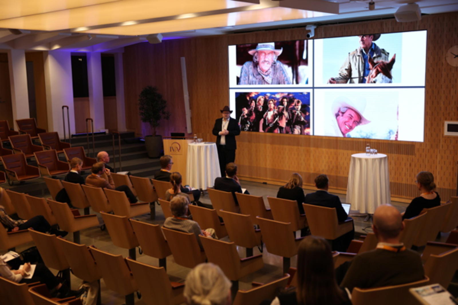 Vi måste vara lite mer "cowboys" menade Per Ankersjö, moderator, och syftade på att vi måste våga testa.