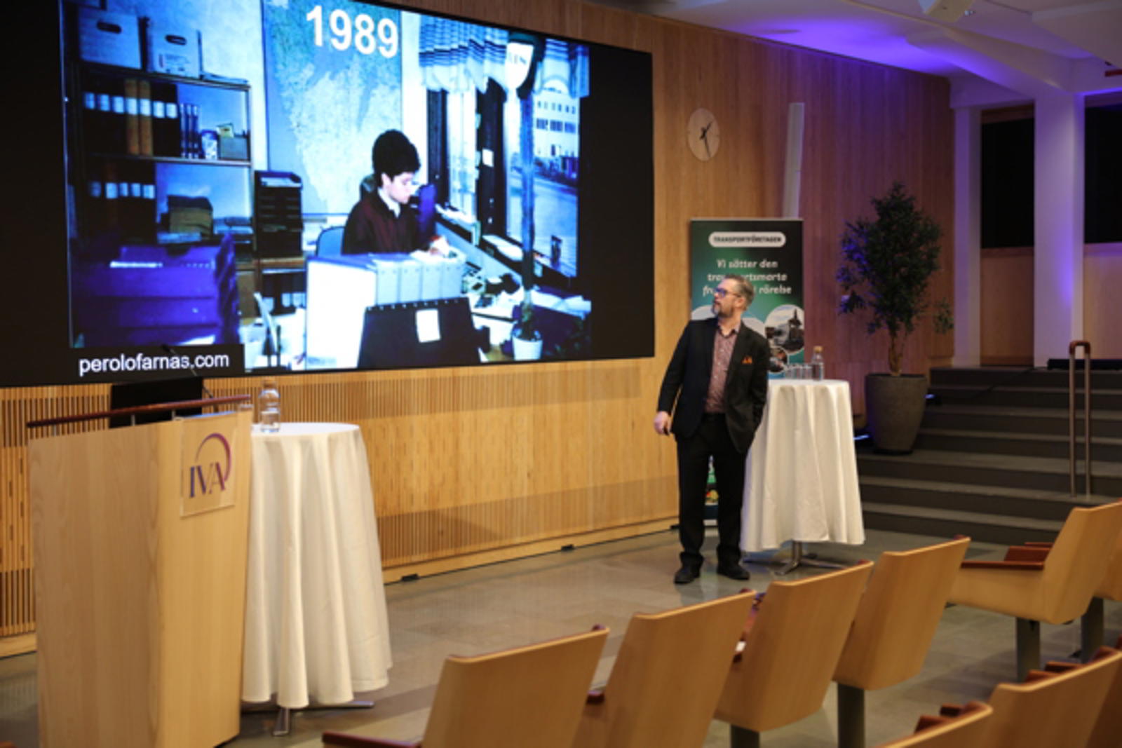 Ända sedan 1989 då han arbetade med tranpsortplanering på ett åkeri har PO Arnäs varit frustrerad. Förändringarna går för långsamt. Men ingen tvekade på efter hans presentation om AI att förändringarna går fort!